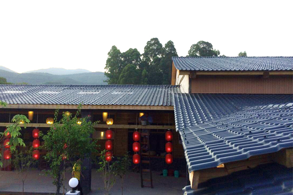 合成樹(shù)脂瓦節(jié)省屋面工程鋪裝材料和鋪裝時(shí)間 合成樹(shù)脂瓦節(jié)省屋面工程鋪裝材料和鋪裝時(shí)間