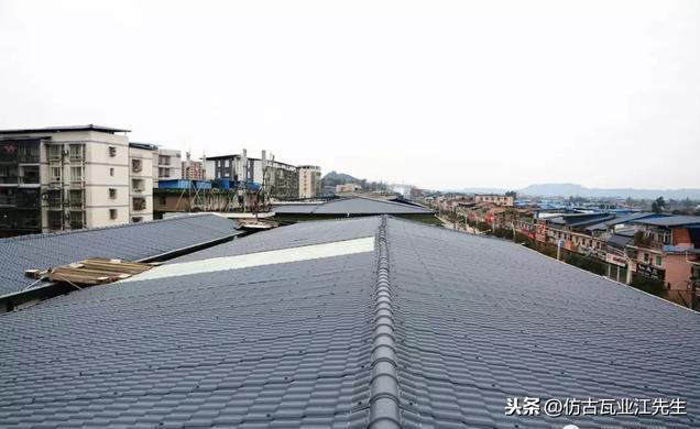 鐵瓦換成了樹脂瓦，龍泉驛區這些屋面有了大變樣！龍泉人的大機遇